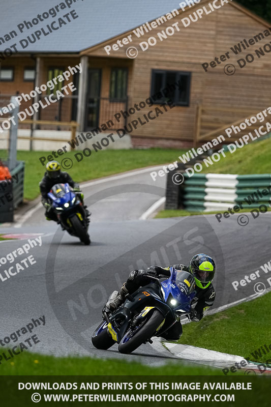 cadwell no limits trackday;cadwell park;cadwell park photographs;cadwell trackday photographs;enduro digital images;event digital images;eventdigitalimages;no limits trackdays;peter wileman photography;racing digital images;trackday digital images;trackday photos